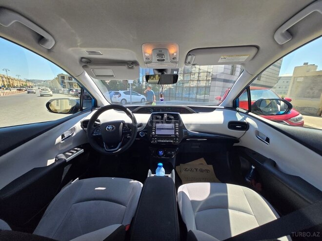 Toyota Prius 2021, 317,000 km - 1.8 l - Bakı