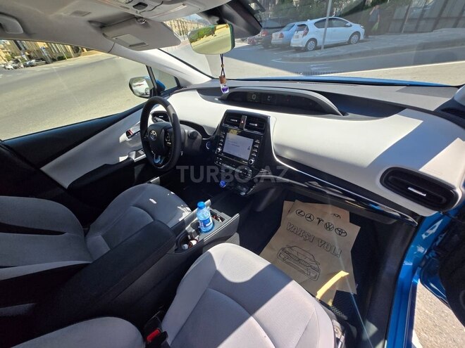 Toyota Prius 2021, 317,000 km - 1.8 l - Bakı