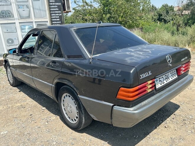 Mercedes 190 1992, 400,000 km - 2.0 l - Salyan