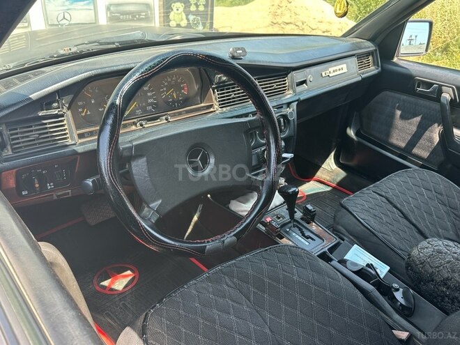 Mercedes 190 1992, 400,000 km - 2.0 l - Salyan