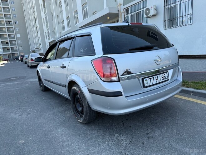 Opel Astra 2005, 385,000 km - 1.4 l - Bakı