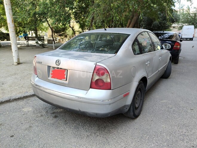 Volkswagen Passat 2004, 321,800 km - 1.8 l - Sumqayıt