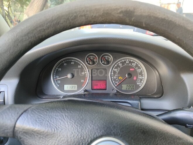 Volkswagen Passat 2004, 321,800 km - 1.8 l - Sumqayıt
