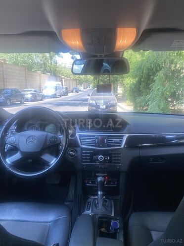 Mercedes E 200 2009, 230,000 km - 1.8 л - Bakı