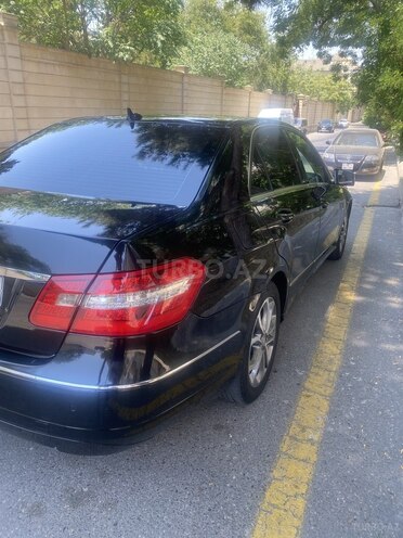 Mercedes E 200 2009, 230,000 km - 1.8 л - Bakı