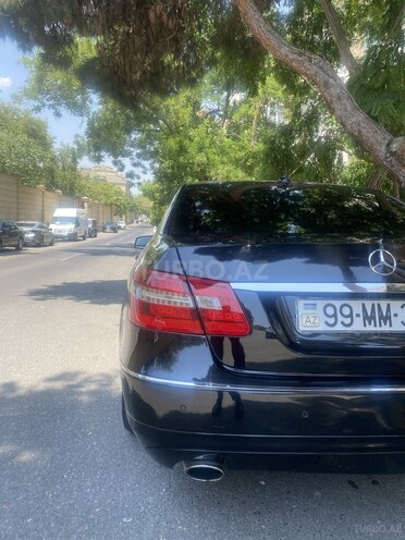 Mercedes E 200 2009, 230,000 km - 1.8 л - Bakı