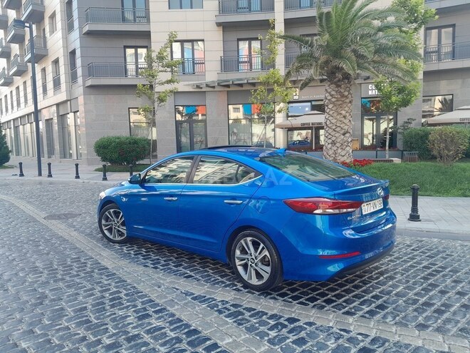 Hyundai Elantra 2016, 98,000 km - 2.0 l - Bakı