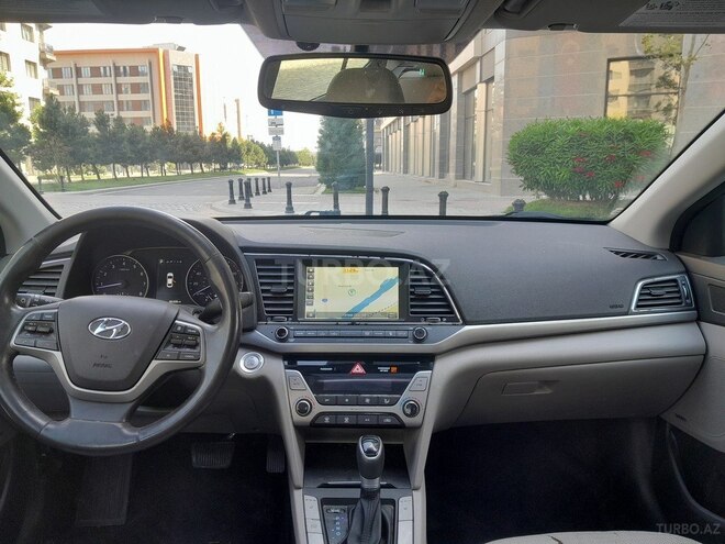 Hyundai Elantra 2016, 98,000 km - 2.0 l - Bakı