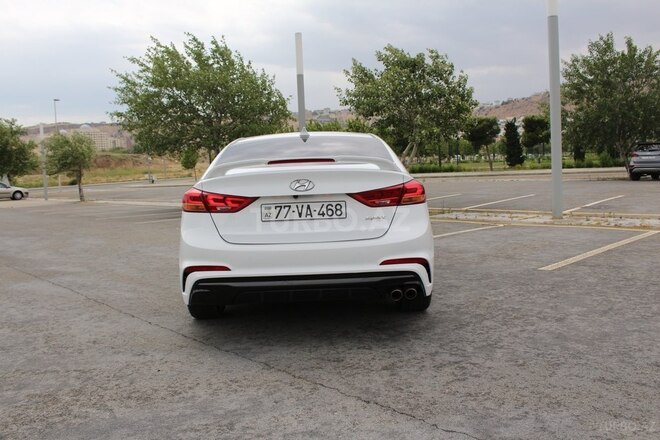Hyundai Elantra 2016, 127,000 km - 1.6 l - Bakı