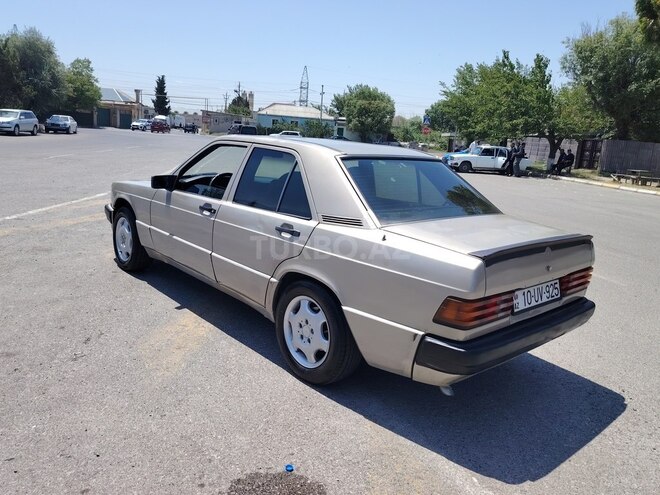 Mercedes 190 1990, 302,000 km - 2.0 l - Sumqayıt