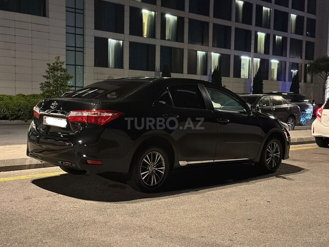 Toyota Corolla 2014, 117,624 km - 1.6 l - Bakı