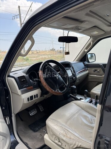 Mitsubishi Pajero 2007, 238,000 km - 3.0 l - Bakı