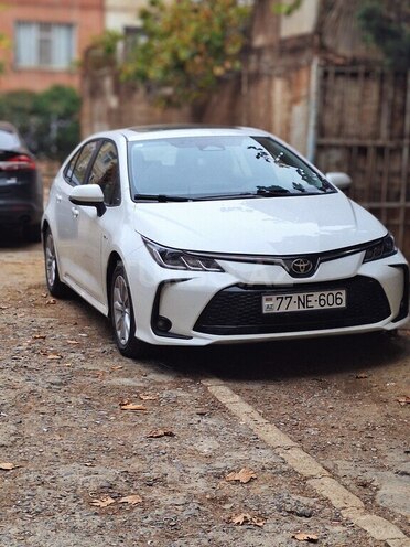 Toyota Corolla 2024, 13,400 km - 1.8 л - Bakı