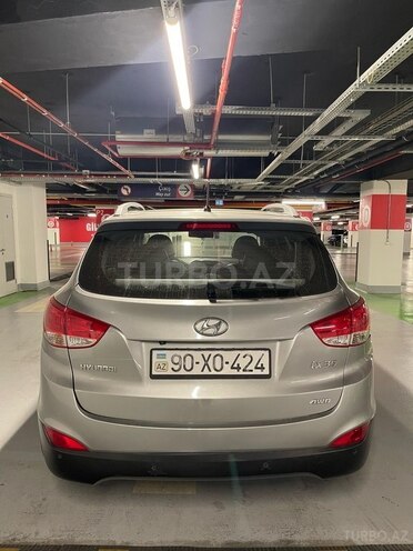 Hyundai ix35 2010, 153,000 km - 2.0 л - Bakı