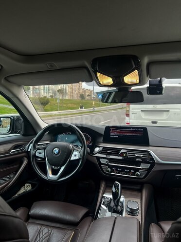 BMW 520-11