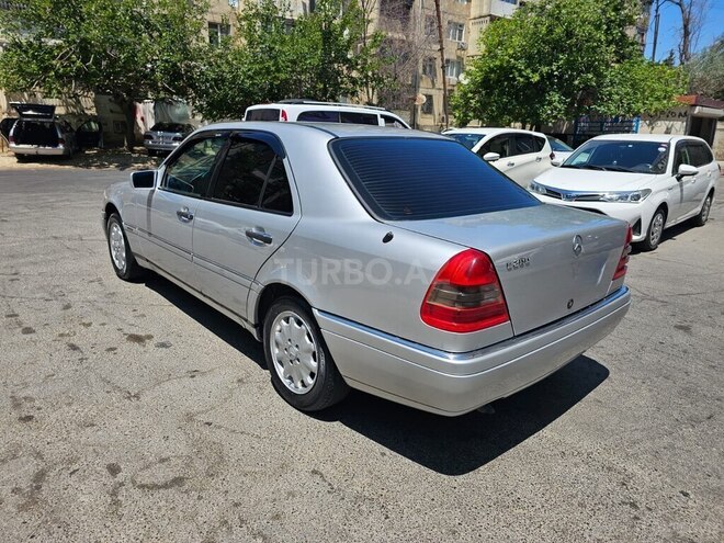 Mercedes C 220 1997, 300,000 km - 2.2 л - Bakı
