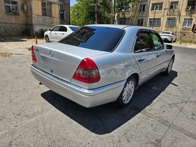 Mercedes C 220 1997, 300,000 km - 2.2 л - Bakı