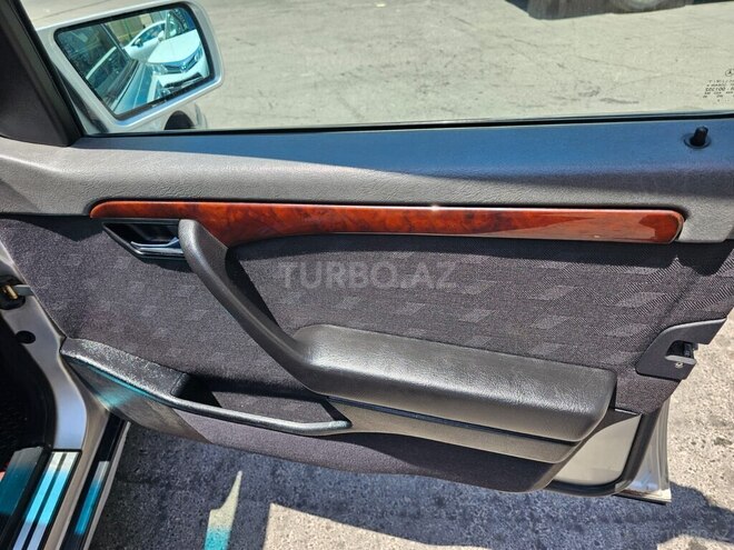 Mercedes C 220 1997, 300,000 km - 2.2 л - Bakı
