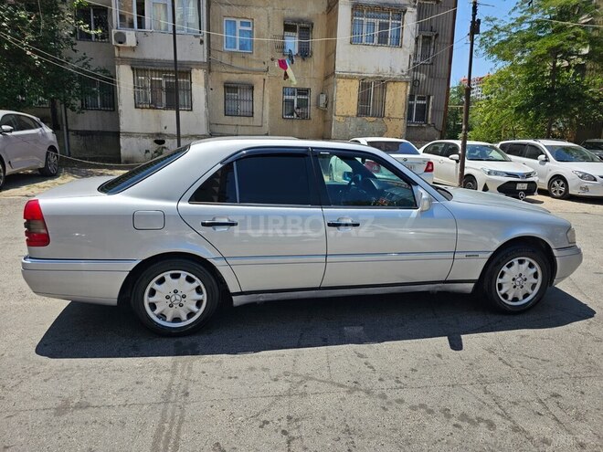 Mercedes C 220 1997, 300,000 km - 2.2 л - Bakı