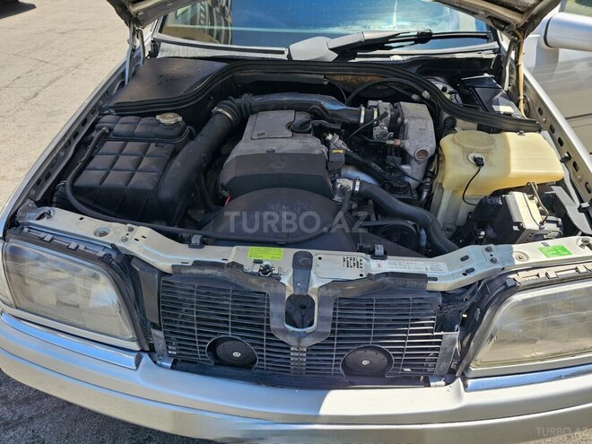 Mercedes C 220 1997, 300,000 km - 2.2 л - Bakı