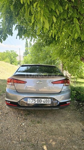 Hyundai Elantra 2019, 90,000 km - 2.0 л - Bakı