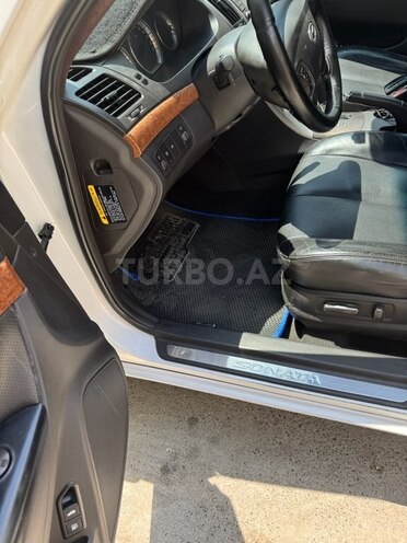 Hyundai Sonata-7