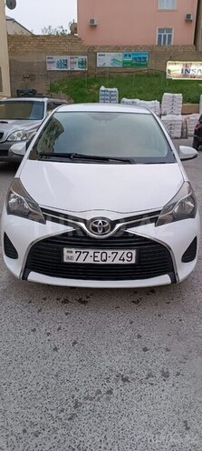 Toyota Yaris 2017, 110,700 km - 1.3 л - Bakı