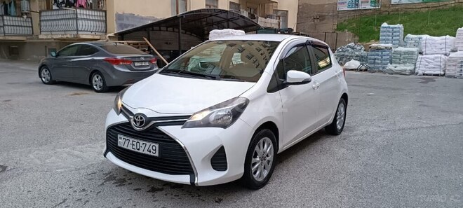 Toyota Yaris 2017, 110,700 km - 1.3 л - Bakı