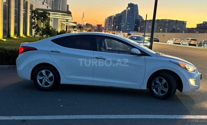 Hyundai Elantra 2011, 203,000 km - 1.6 l - Bakı
