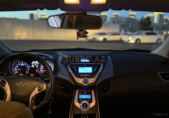 Hyundai Elantra 2011, 203,000 km - 1.6 l - Bakı