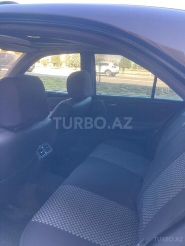Mercedes E 220 d 1999, 444,000 km - 2.2 л - Sumqayıt