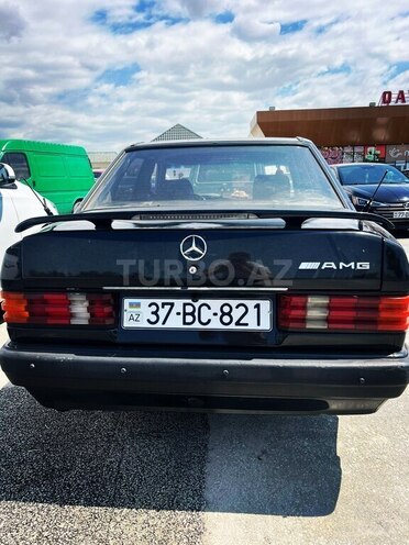 Mercedes 190 1990, 415,000 km - 2.0 l - Qobustan