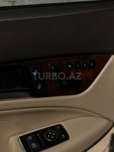 Mercedes C 250-11
