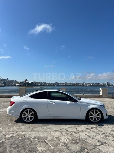 Mercedes C 250-8