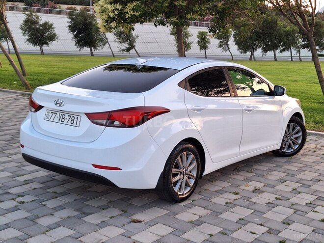 Hyundai Elantra 2015, 85,000 km - 1.8 л - Bakı