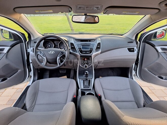 Hyundai Elantra 2015, 85,000 km - 1.8 л - Bakı