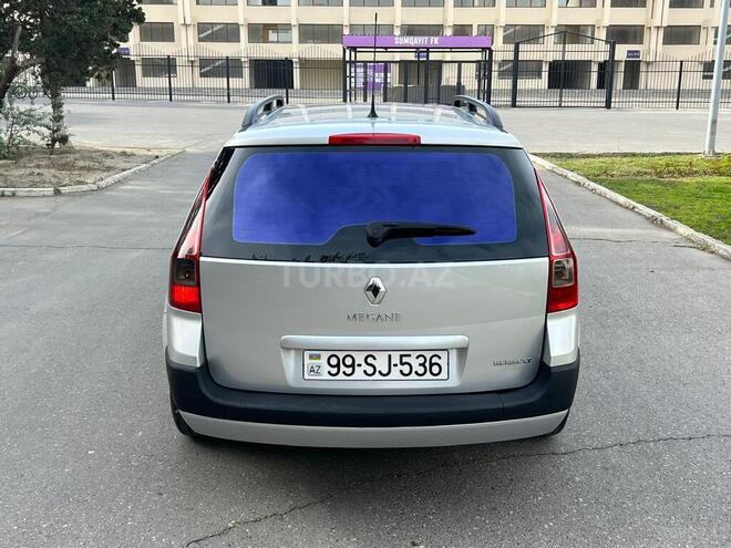 Renault Megane-7