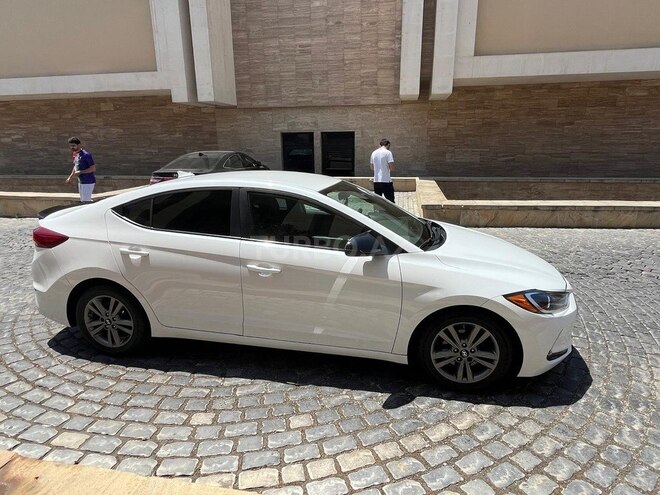 Hyundai Elantra 2016, 144,841 km - 2.0 l - Bakı