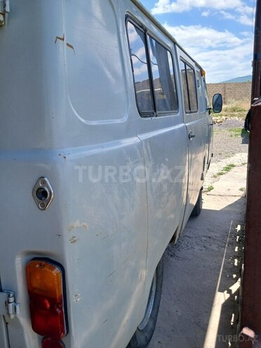 UAZ 452-3