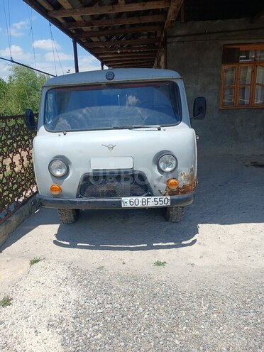 UAZ 452-1