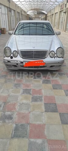 Mercedes E 270 2001, 640,000 km - 2.7 l - Sumqayıt