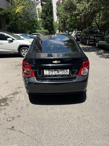Chevrolet Aveo-2