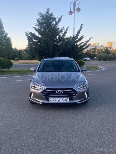 Hyundai Elantra 2018, 140,000 km - 2.0 l - Bakı