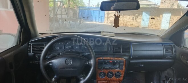 Opel Vectra 2001, 200,000 km - 2.0 l - Saatlı