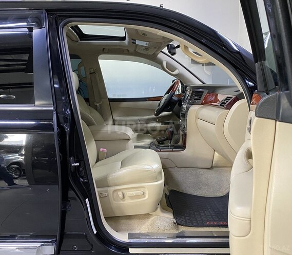 Lexus LX 570-15