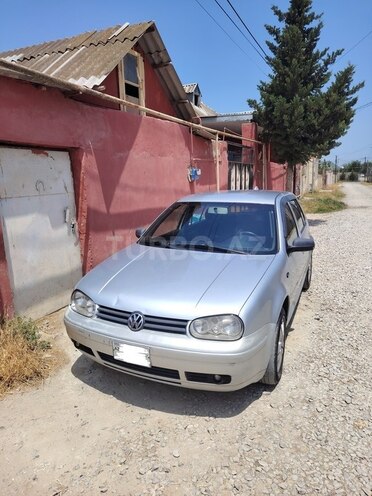 Volkswagen Golf 2002, 325,000 km - 2.0 l - Bakı