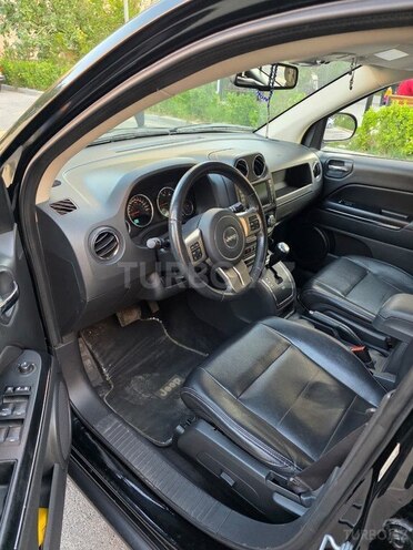 Jeep Compass-3
