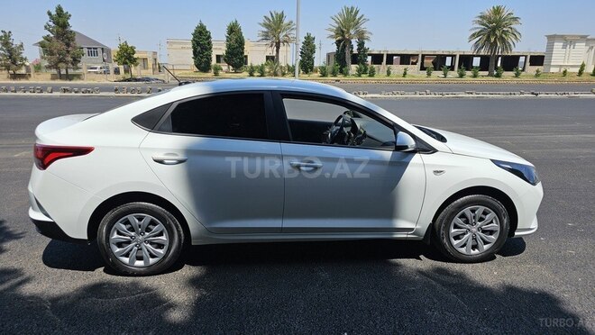 Hyundai Accent 2021, 90,000 km - 1.6 л - Gəncə