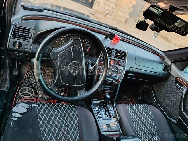 Mercedes C 220 1995, 166,040 km - 2.2 л - Bakı
