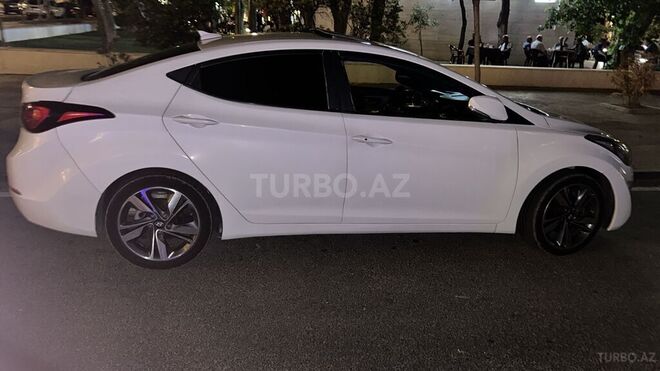 Hyundai Elantra 2015, 600,000 km - 1.8 l - Bakı